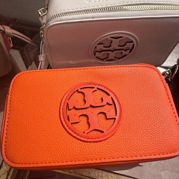 T Crossbody Small Purse - Picture 3 of 10